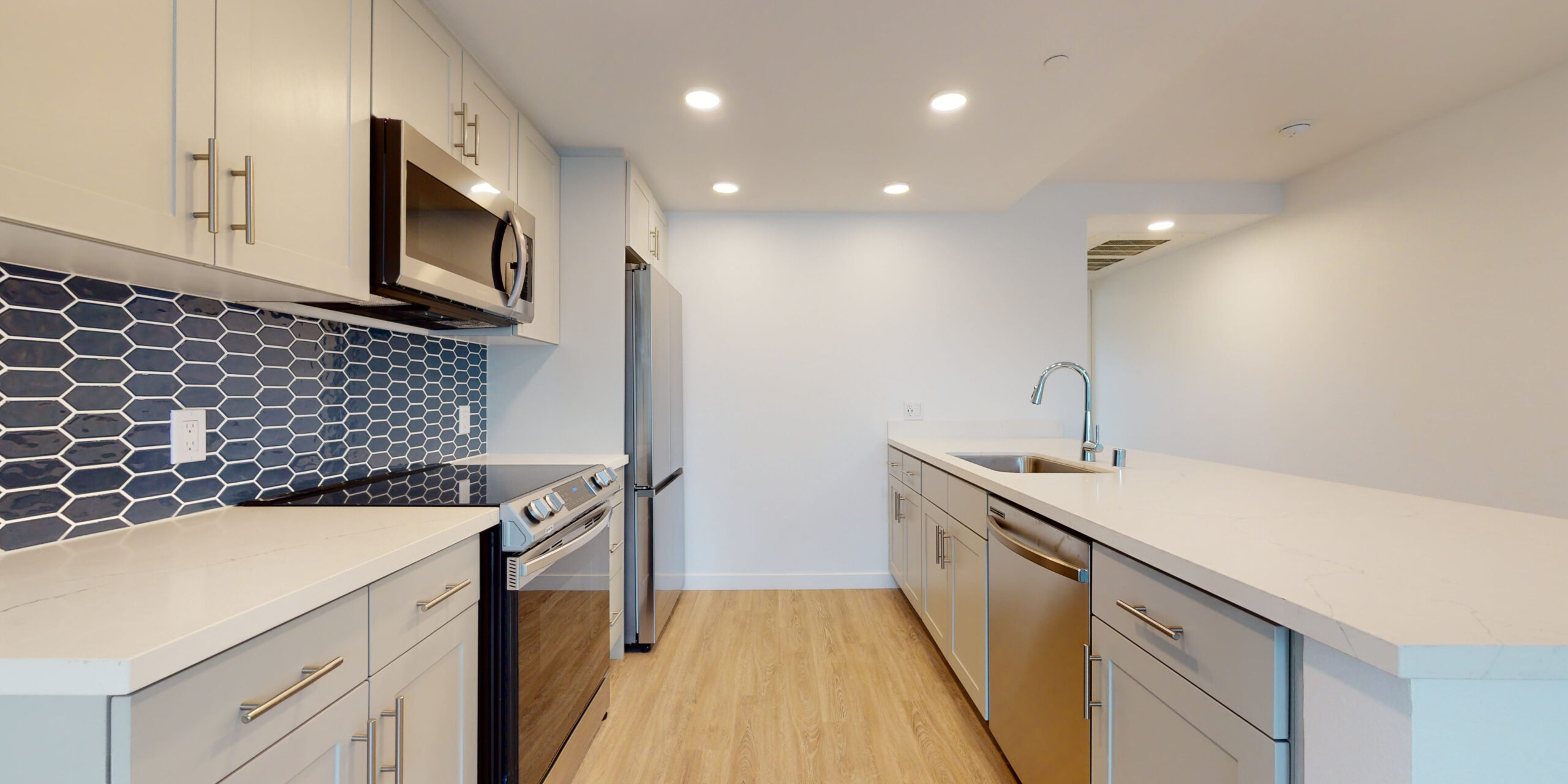 Two Bed, Two Bath, 919 sq ft